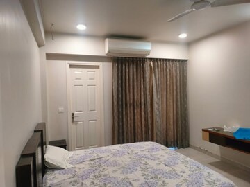Bedroom in 3 BHK Builder Floor at Vaishali Nagar – for Sale
