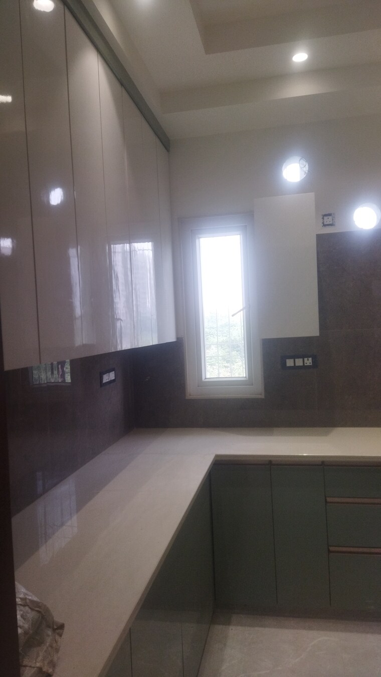 Living Room, bptp-district-3 3 Bedroom 180 Sq.Yd. Builder Floor In Sector 85 Faridabad 9344432