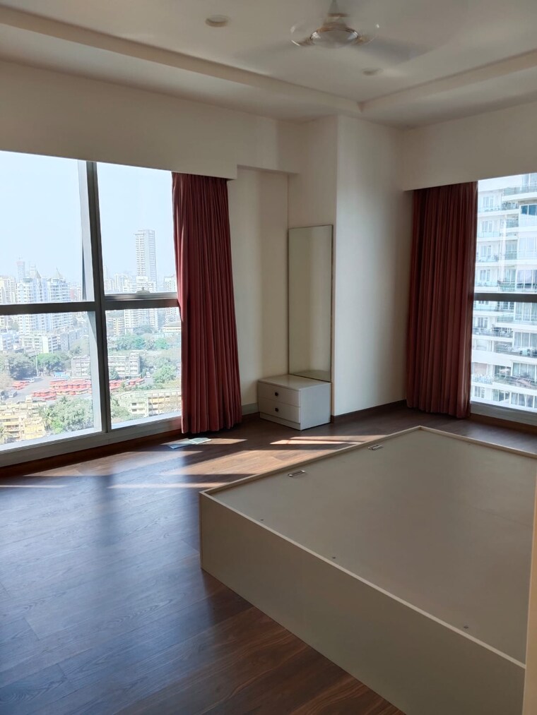 Room, bombay-realty-one-icc 3 Bedroom 1955 Sq.Ft. Apartment In Wadala Mumbai 9344428