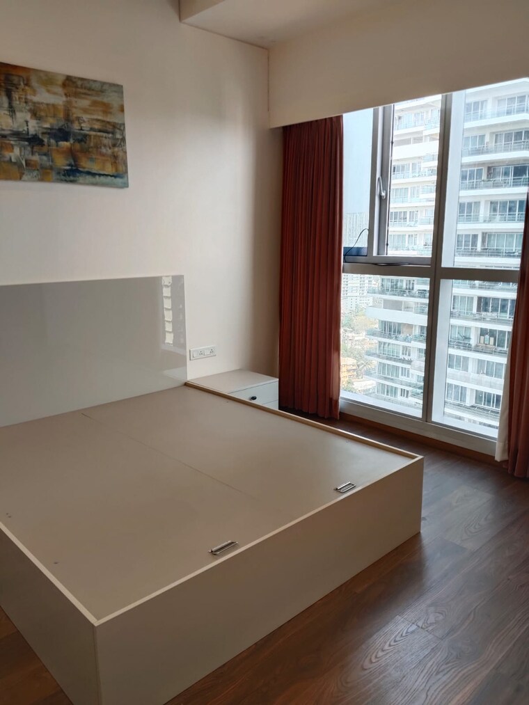 Room, bombay-realty-one-icc 3 Bedroom 1955 Sq.Ft. Apartment In Wadala Mumbai 9344428