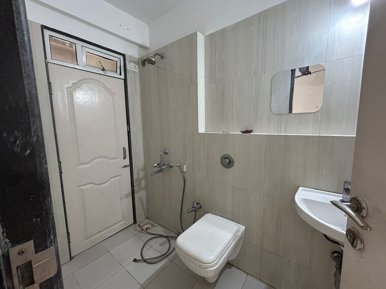 Bathroom, vihang-valley-rio 2 Bedroom 890 Sq.Ft. Apartment In Kasarvadavali Thane 9344531