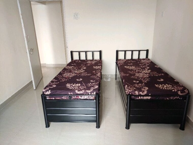 Bedroom, powai Pg For Boys & Girls In Powai 9344539