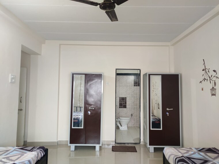 Room, powai Pg For Boys & Girls In Powai 9344539