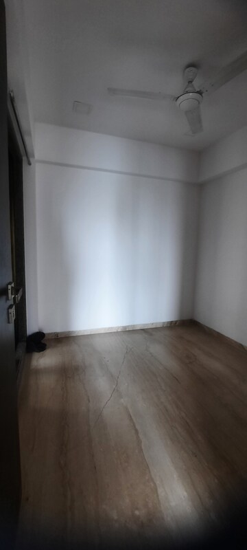 2 BHK Apartment For Sale in Neminath Luxeria, Andheri West
