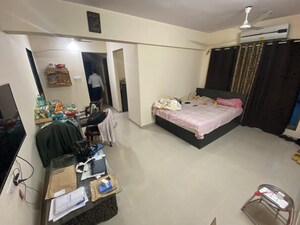 Living Room in 1.5 BHK Apartment at Vijay Apartments Waghbil, Waghbil – for Rent