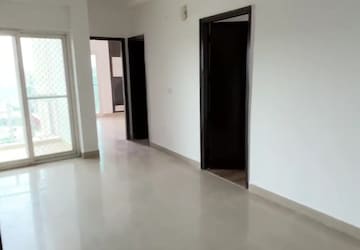 Room in 2 BHK Apartment at Fusion Homes, Tech Zone 4 Greater Noida – for Sale