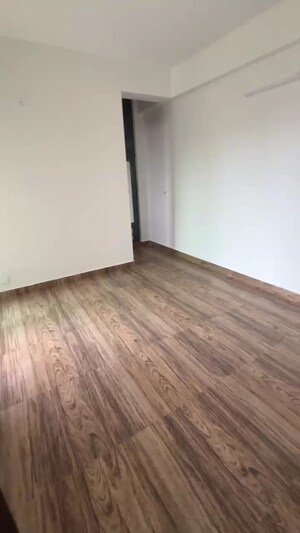 Room in 2 BHK Apartment at Fusion Homes, Tech Zone 4 Greater Noida – for Sale