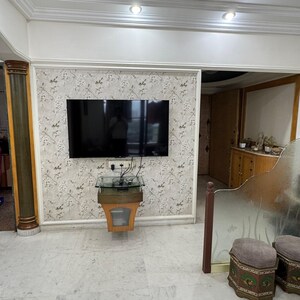 Living Room in 3 BHK Apartment at Kalpataru Tower, Kalwa – for Rent