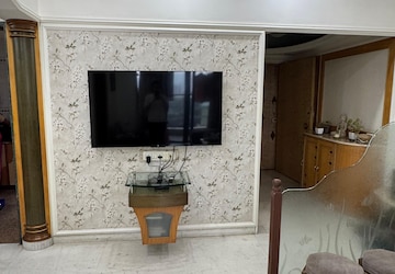 Living Room in 3 BHK Apartment at Kalpataru Tower, Kalwa – for Rent