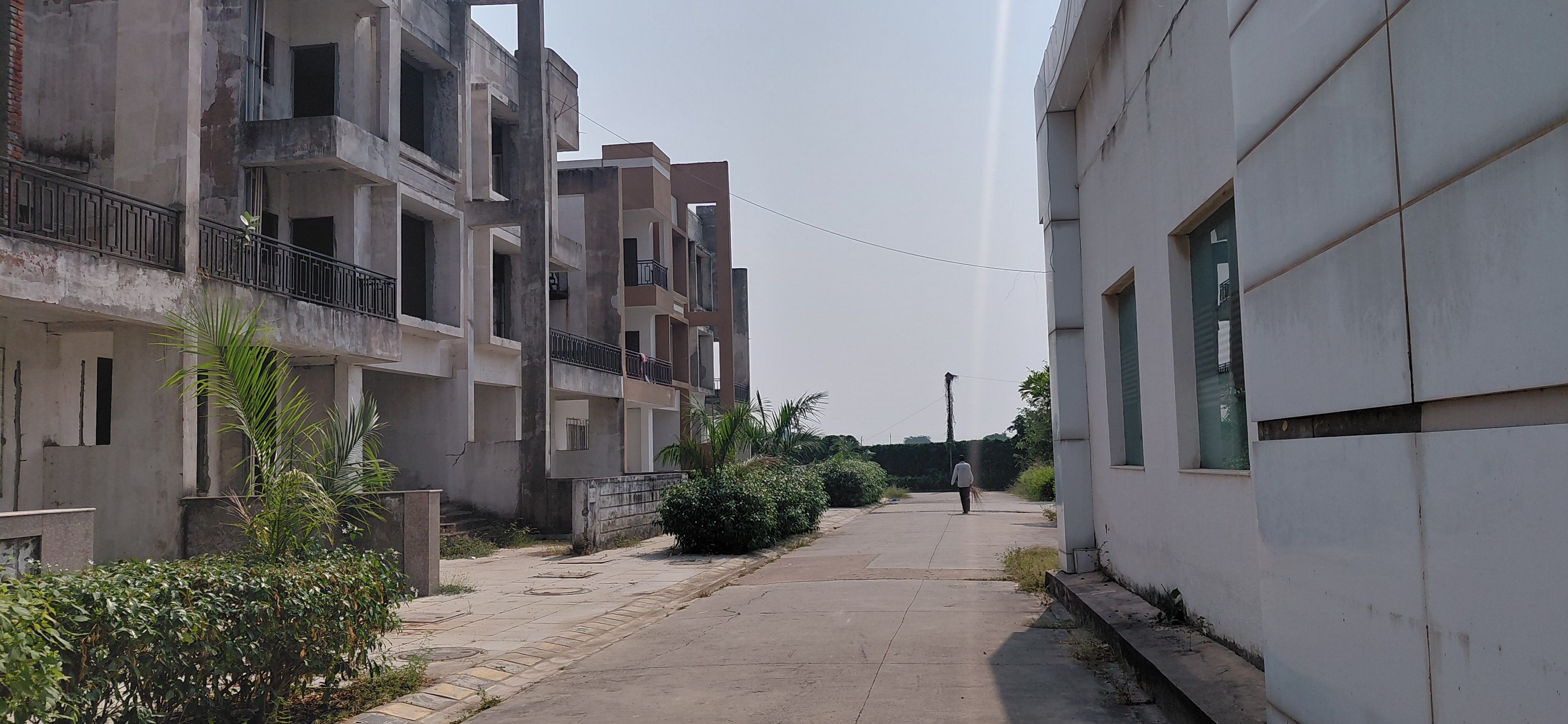 Plot For Sale in Supertech Golf Country Phase 2