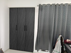  1.5 BHK Apartment at Runwal Eirene, Balkum Pada – for Sale