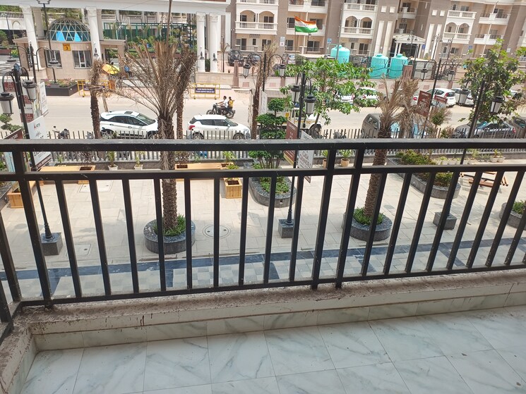 Balcony, earthcon-casa-grande-ii 1 Bedroom 611 Sq.Ft. Apartment In Chi V Greater Noida Greater Noida 9345031