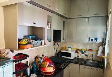 Kitchen in 1.5 BHK Apartment at Gaur City 2 - 14th Avenue, Sector 16c Greater Noida – for Rent