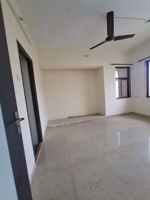 Room in 3 BHK Apartment at STG Marigold Siddheshwar Garden, Dhokali – for Rent