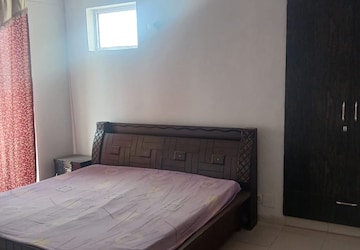 Bedroom in 2 BHK Builder Floor at Patel Nagar – for Rent