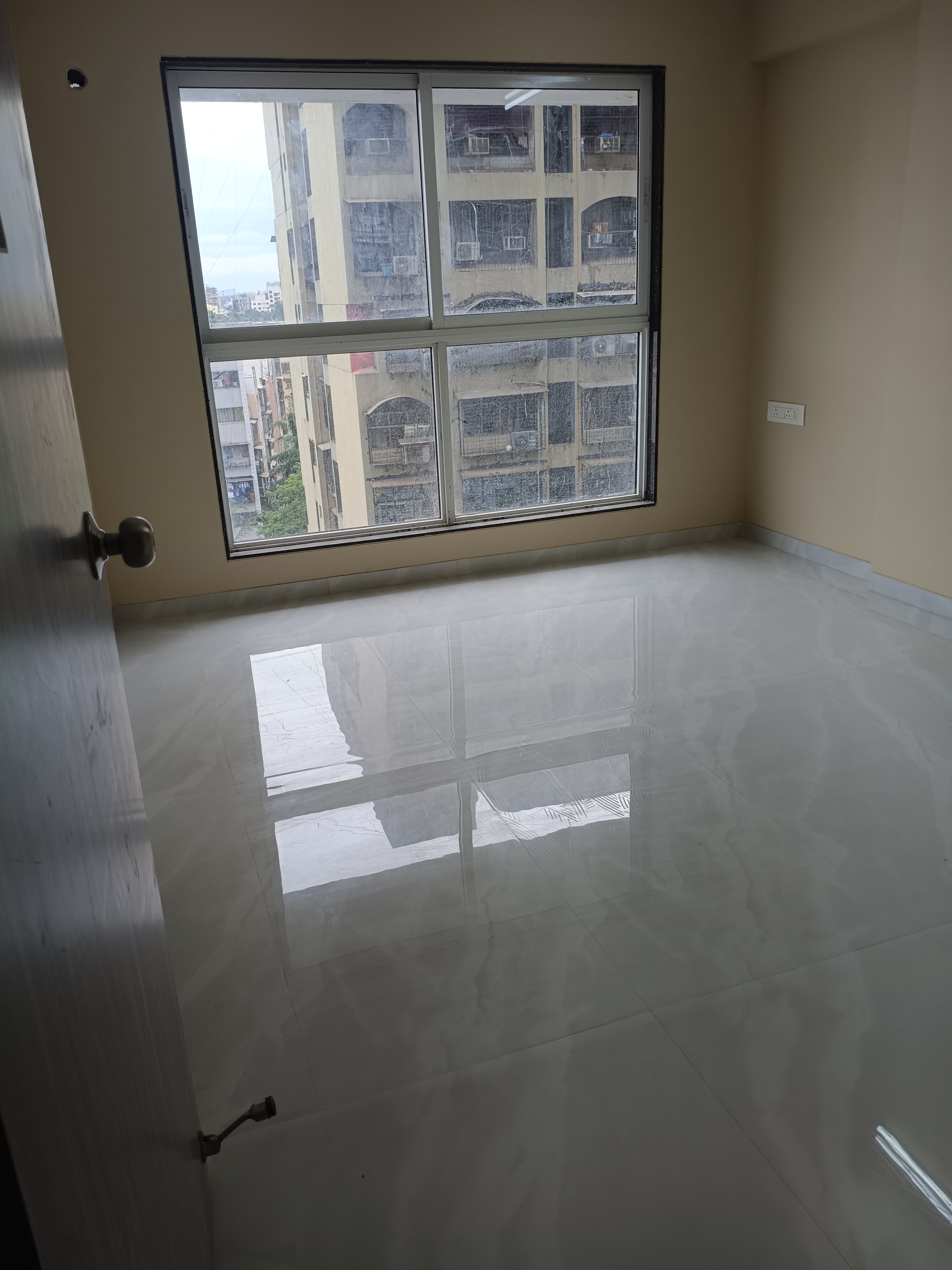 1.5 BHK Apartment For Sale in Vision Heights