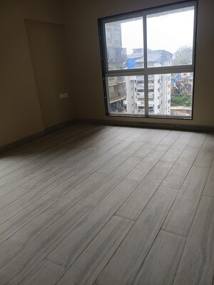 Room in 1.5 BHK Apartment at Vision Heights, Jogeshwari West – for Sale