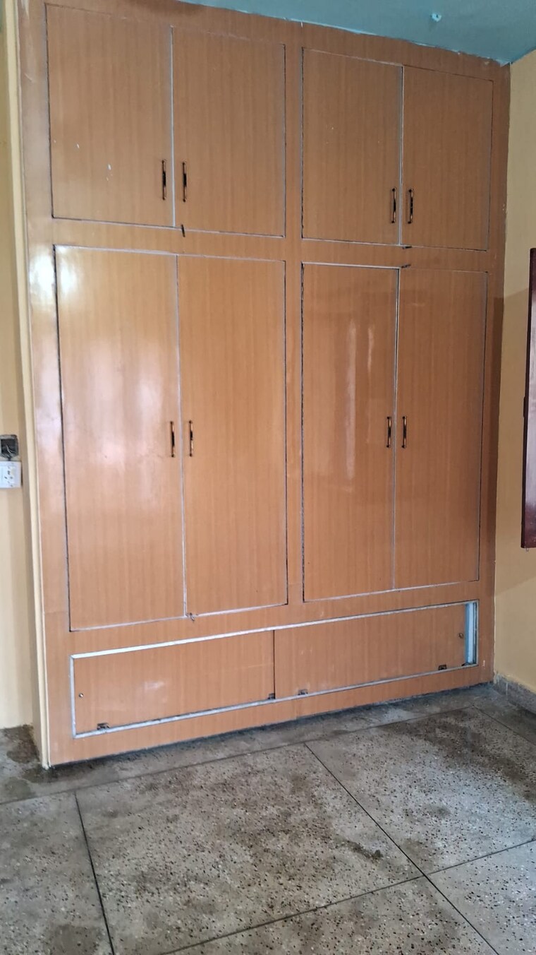 undefined, gms road 2 Bedroom 1800 Sq.Ft. Villa In Gms Road Dehradun 9345028