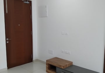 Room in 2.5 BHK Apartment at Prestige Tranquil, Kokapet – for Rent
