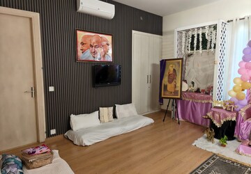 Bedroom in 4 BHK Apartment at Bestech Park View Grand Spa, Sector 81 – for Sale