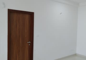 Room in 2.5 BHK Apartment at Prestige Tranquil, Kokapet – for Rent