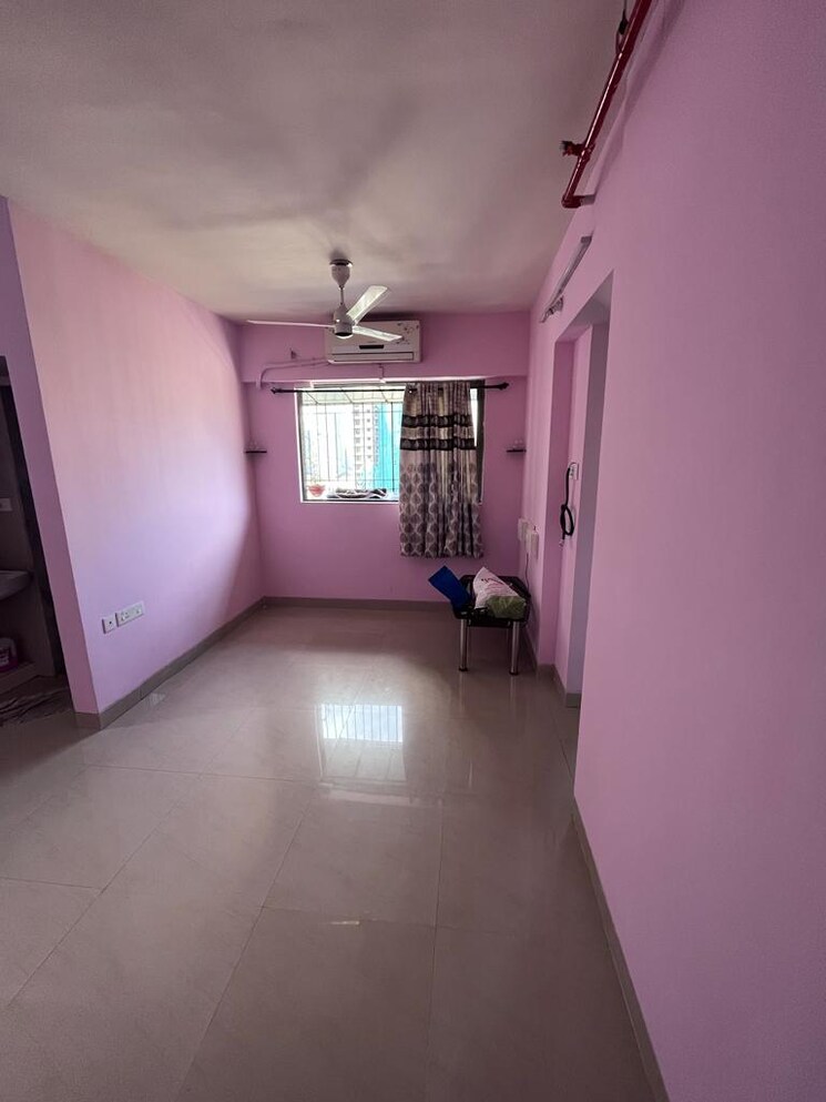 Room, adarsh-nagar-chs-worli 1 Bedroom 450 Sq.Ft. Apartment In Worli Mumbai 9345030