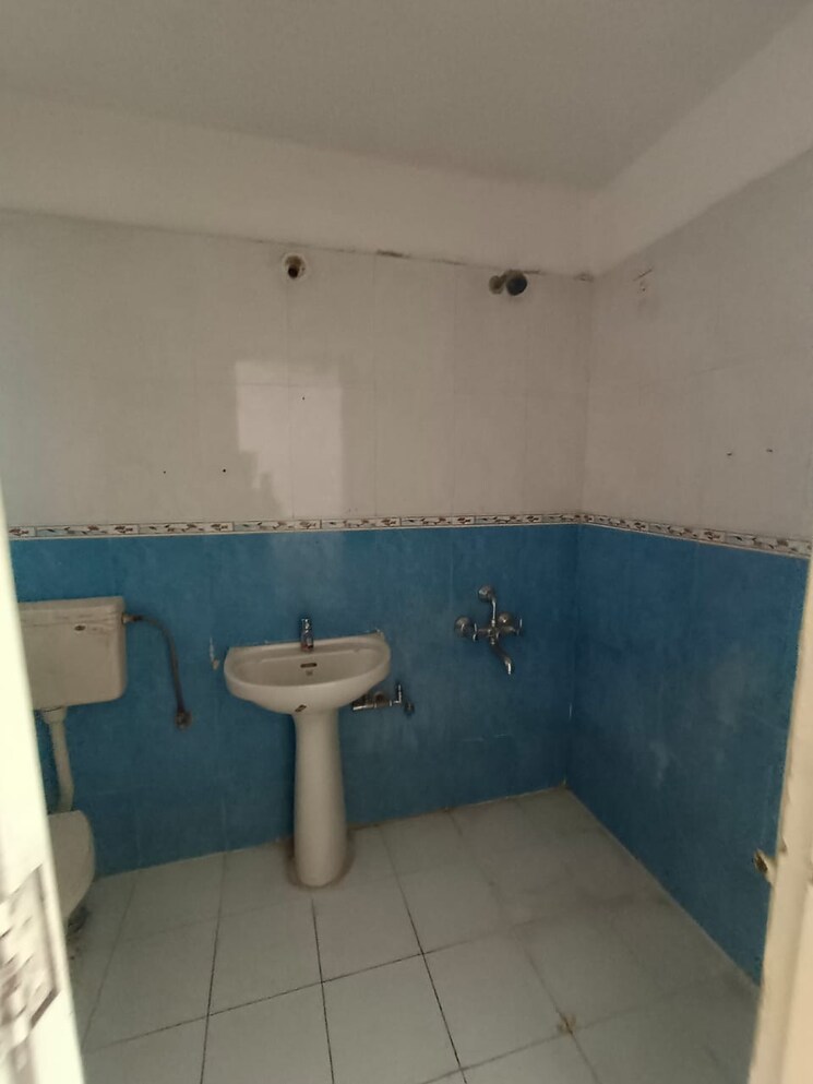 Bathroom, siddhivinayak-shubhashree-residential 2 Bedroom 900 Sq.Ft. Apartment In Akurdi Pune 9345017