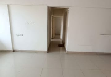 Room in 2 BHK Apartment at Siddhivinayak Shubhashree Residential, Akurdi – for Rent