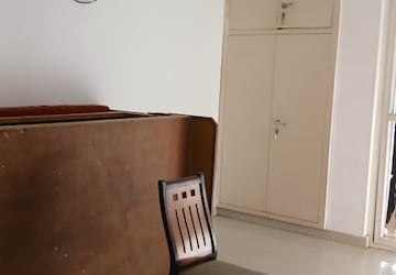 4 BHK Builder Floor For Rent in Omaxe Green Meadow City, Alwar Bypass Road
