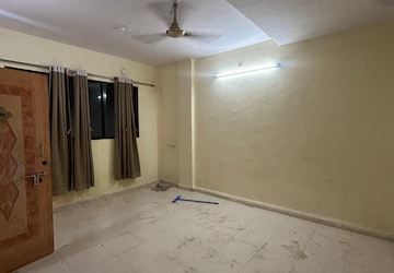 Room in 2 BHK Apartment at Cosmos Classique, Ghodbunder Road – for Rent