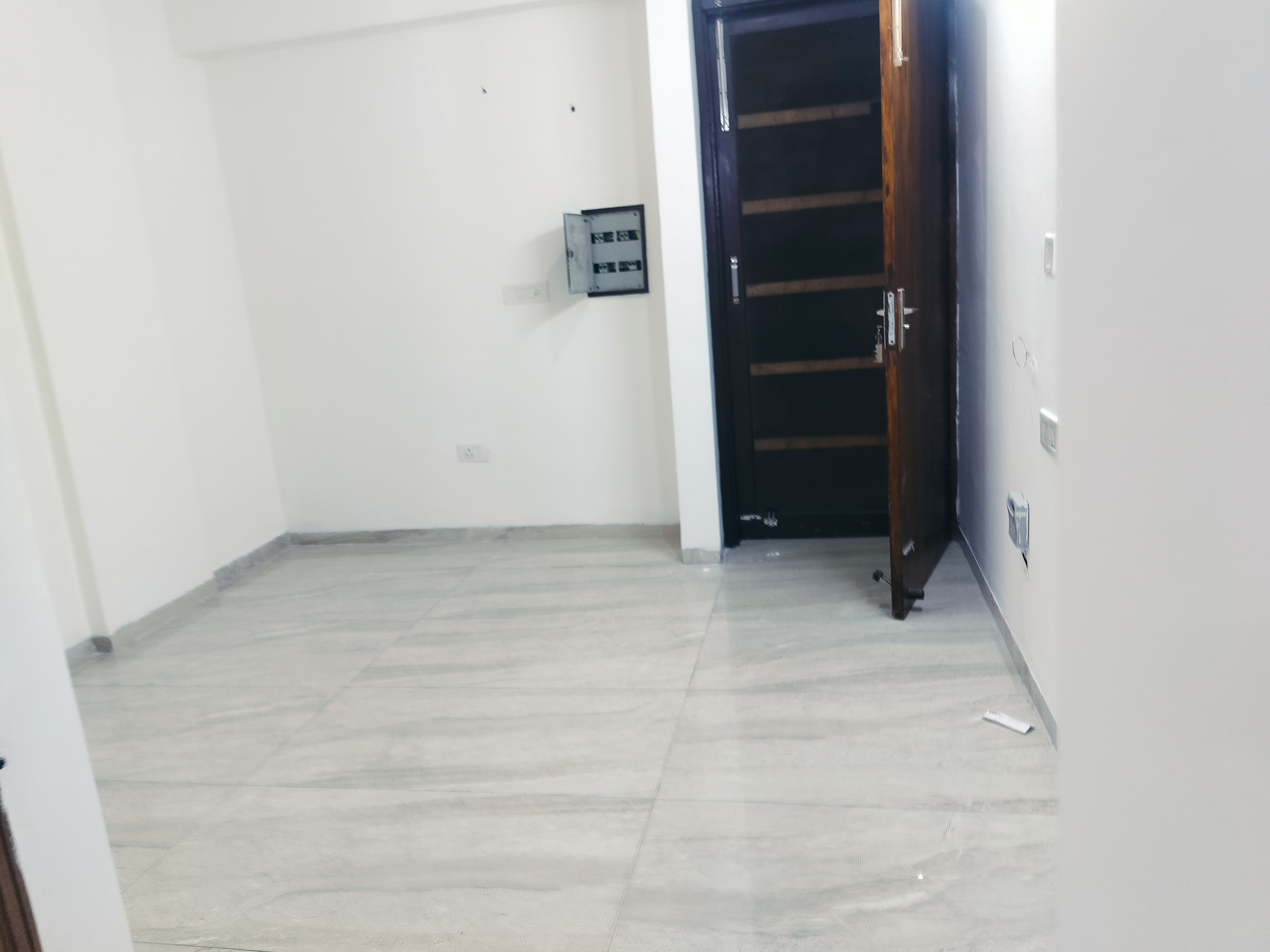 2 BHK + Extra Room Apartment For Sale in Trishla City