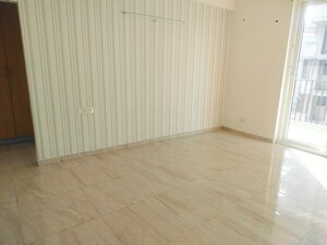 Room in 2 BHK Apartment at Trishla City, Patiala Road – for Sale