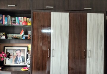 Furnished Amenities in 1 BHK Apartment at Mantri Park, Goregaon East – for Rent