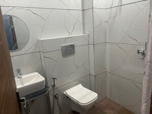 Bathroom in 3 BHK Apartment at Skynet Towers, Patiala Road – for Rent