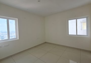 Room in 2 BHK Apartment at Team 4 Nyla, Miyapur – for Sale