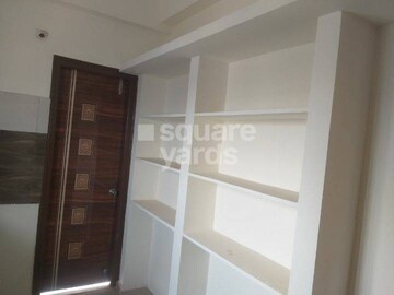 Room in 2 BHK Apartment at Kondapur – for Sale