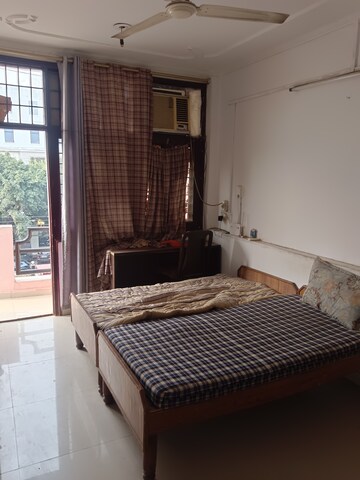 Bedroom in 1 RK Villa at RWA Apartments Sector 50, Sector 50 – for Rent