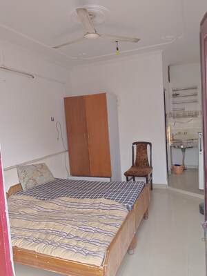 Bedroom in 1 RK Villa at RWA Apartments Sector 50, Sector 50 – for Rent