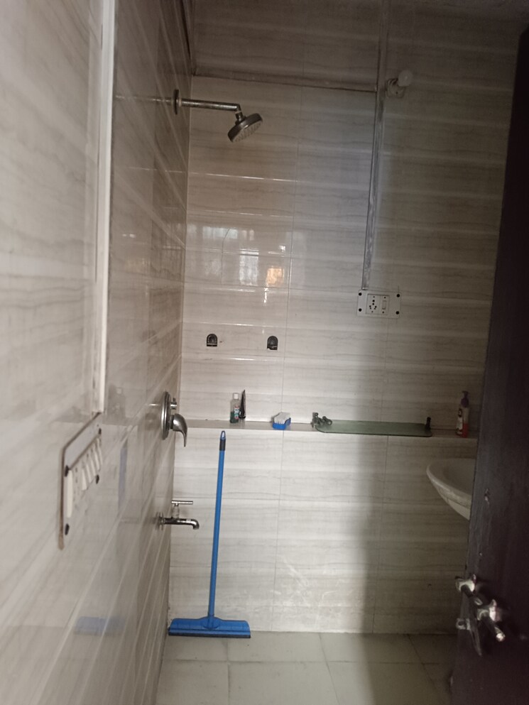Bathroom, rwa-apartments-sector-50 1 RK 250 Sq.Ft. Villa In Sector 50 Noida 9345412