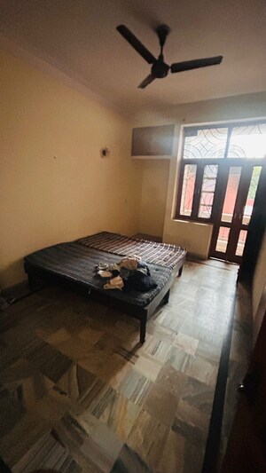 1 RK Builder Floor For Rent in Malviya Nagar