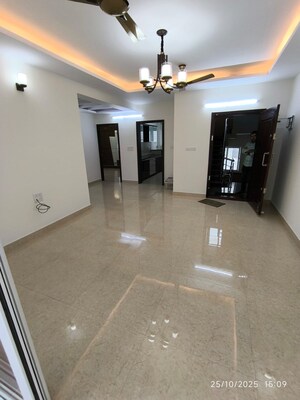 Room in 2 BHK Apartment at Asharath Mansion, Kalyan Nagar – for Rent