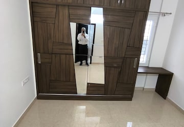 Room in 2 BHK Apartment at Asharath Mansion, Kalyan Nagar – for Rent