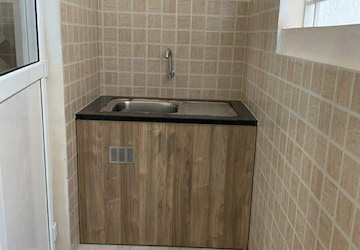 Bathroom in 2 BHK Apartment at Shriram Luxor, Hennur Road – for Sale