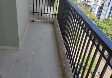 Balcony in 2 BHK Apartment at Sushma Green vista, Ghazipur – for Rent