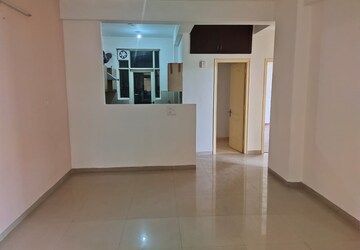 2 BHK Apartment For Rent in Sushma Green vista, Ghazipur