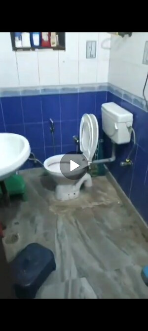 Bathroom in 2 BHK Builder Floor at Spring Field Colony – for Rent