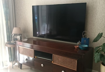 Furnished Amenities in 2 BHK Apartment at Hiranandani Highland, Powai – for Sale