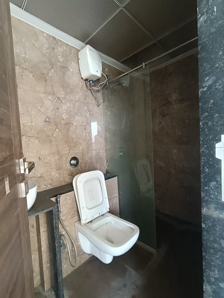 Bathroom, bhaktamar-residency 2 Bedroom 781 Sq.Ft. Apartment In Wadgaon Sheri Pune 9345651