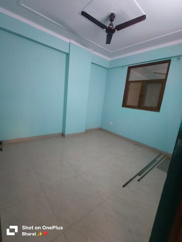 Room in 3 BHK Apartment at Meenal Balmukund Residency, Raj Nagar Extension – for Sale