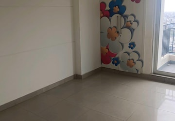 2 BHK Apartment For Rent in Gaur City 2 - 14th Avenue, Sector 16c Greater Noida